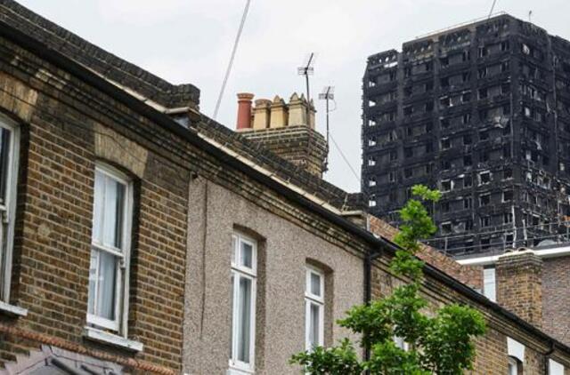 Gaisro daugiaaukščiame name Londone priežastis - sugedęs šaldytuvas