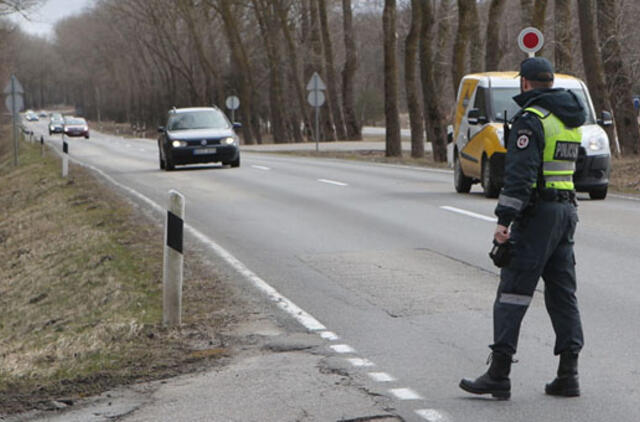 Nesumokėjai baudos? Negausi ir pažymėjimo!