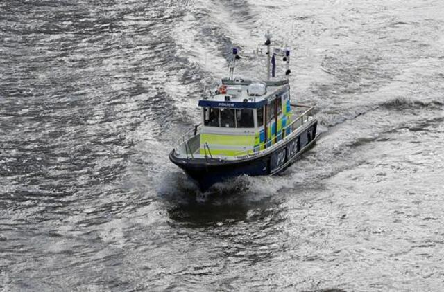 Po išpuolio Londone policija Temzės upėje rado žuvusiojo kūną