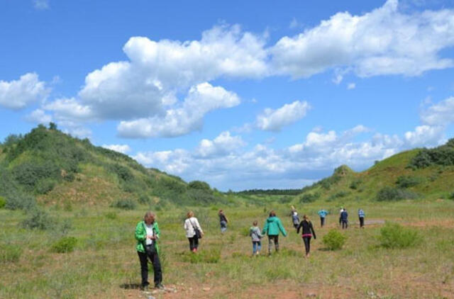 Prie Papilės – į dinozaurų medžioklę