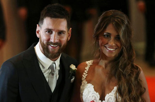 Futbolo žvaigždė Lionelis Messi vedė vaikystės meilę