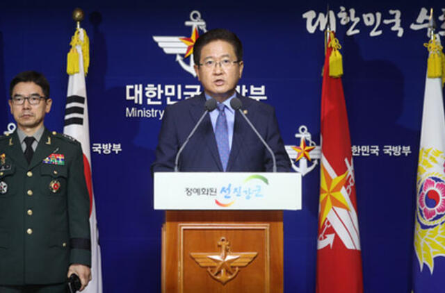 Pietų Korėja siūlo surengti karines derybas su Šiaurės Korėja