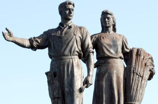 Konservatoriai: Žaliojo tilto „balvonų“ teisinė apsauga turi būti panaikinta dar šiemet