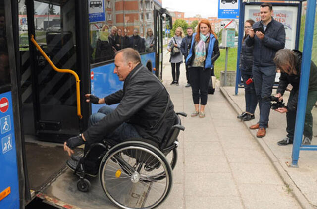 Neįgalieji autobusuose: vis dar trūksta tolerancijos