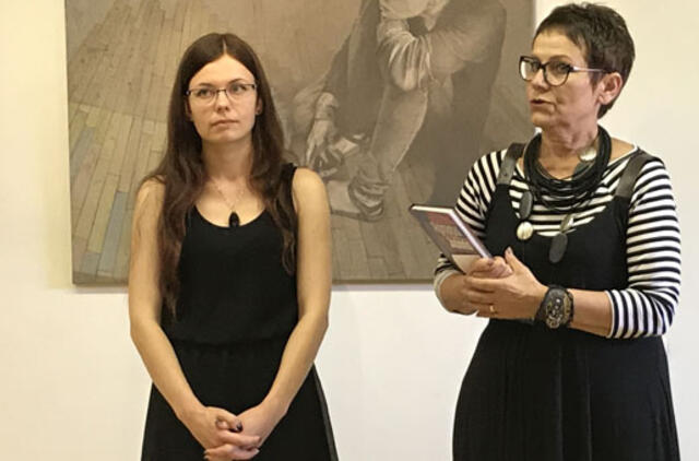 Parodoje „Kasdienybės portretai“ – dėmesys katėms ir šunims