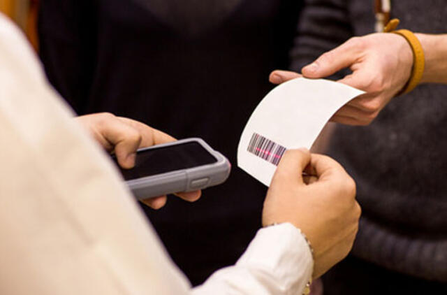 Sukčiai prekiavo suklastotais bilietais