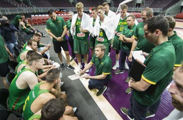 Vis dar banguojanti rinktinė