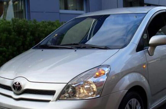 Klaipėdoje pavogta „Toyota Corolla Verso“