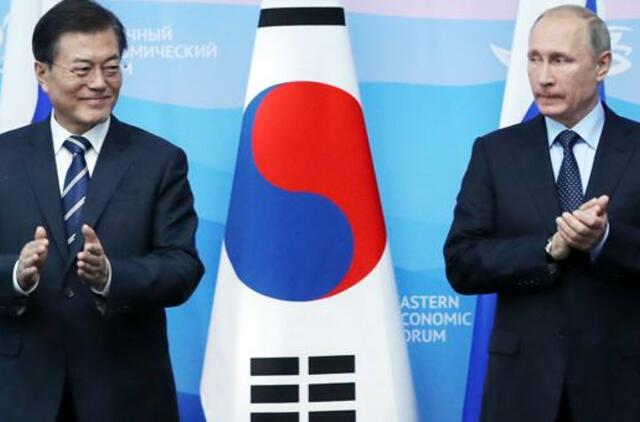 Pietų Korėjos prezidentas teigia, kad jis ir Vladimiras Putinas sutaria Šiaurės Korėjos klausimu