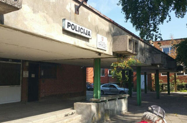 Policijos turtas palengva randa šeimininkus