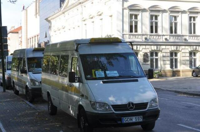 Prie Rotušės vėl išsirikiavo "mikriukai"