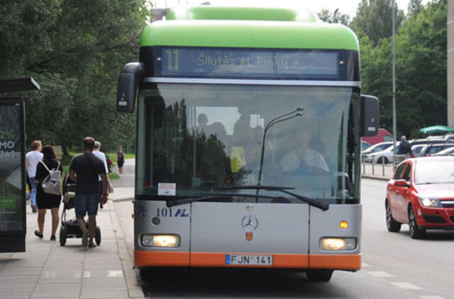 Skundžiasi nešvara autobusuose