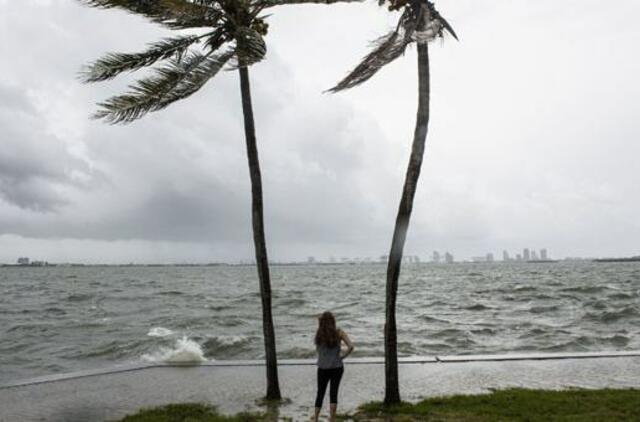 Uraganas Irma vėl sustiprėjo iki 4 kategorijos