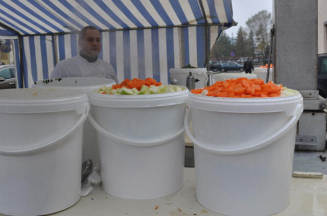 Derliaus šventė – su muzika ir daržovių boulingu