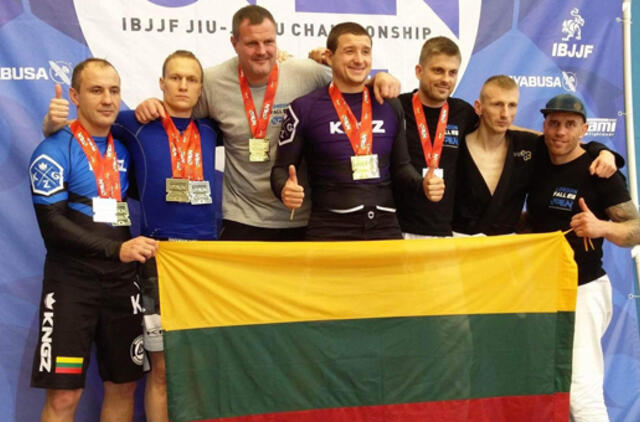 Londoną suvirpino klaipėdiečių galia