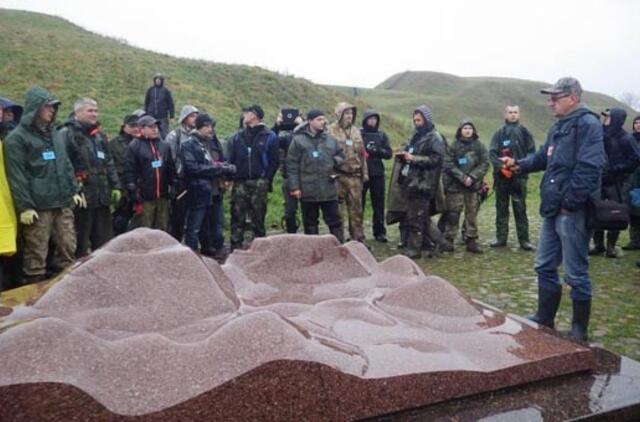 Rakinama žemaičių priešistorės skrynia