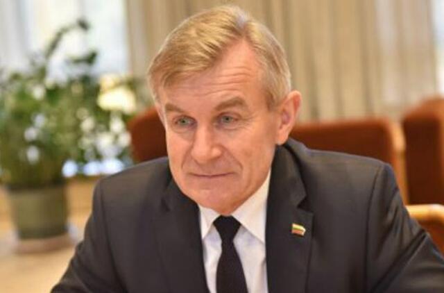 Seimo pirmininkas Viktoras Pranckietis: Lygioje vietoje imam slidinėti