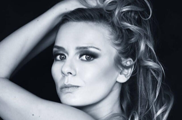 Šokiruoti žadanti poetė Lina Buividavičiūtė – apie išlikti padėjusią kūrybą