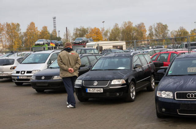 Patarimai perkantiems naudotą automobilį