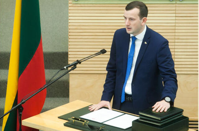 Seime prisiekė naujasis ūkio ministras Virginijus Sinkevičius