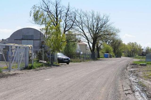 Gatvės asfalte ieško korupcijos