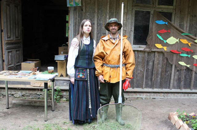 Jie dirba be atlygio. Kas jiems negerai?