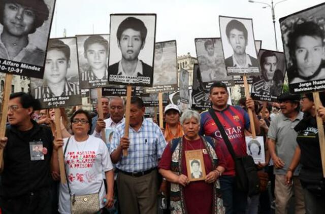 Per protestus dėl malonės suteikimo buvusiam Peru diktatoriui Alberto Fujimoriui prasiveržė smurtas