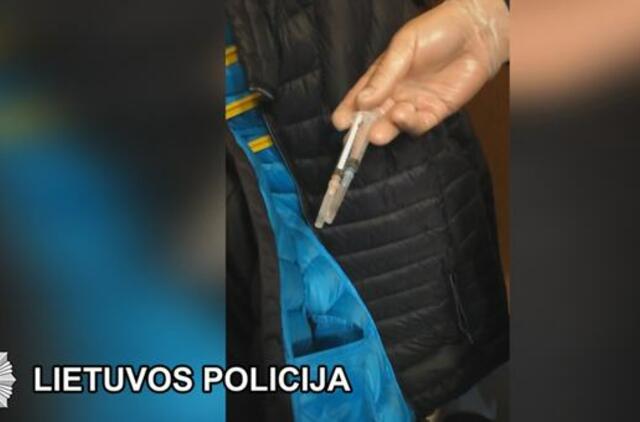 Sulaikytas mirtinų narkotikų platinimu įtariamas taksistas