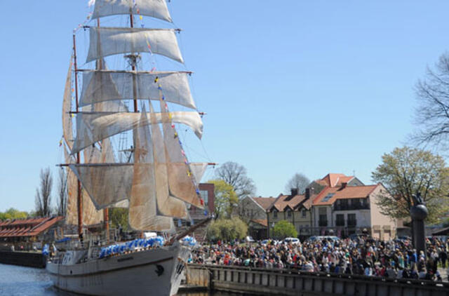 Šventiniame Klaipėdos sapne - istorinių laivų krantinė
