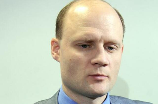 Žmogus turi vieną darbą dirbti