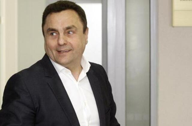 Etikos komisija tirs Petro Gražulio laiku nedeklaruotą automobilio pirkimą