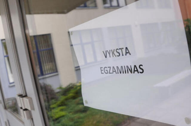 Įvertino norą egzaminuoti kandidatus į Seimą: negali būti tokių dalykų