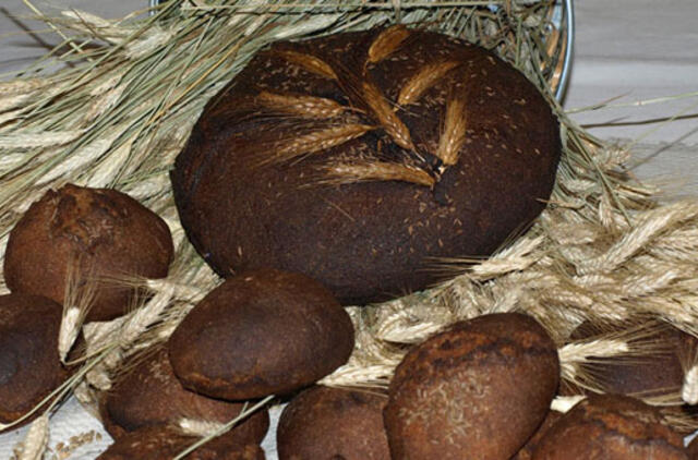 Kartenos naminė duona: paveldu tapusi šeimos tradicija