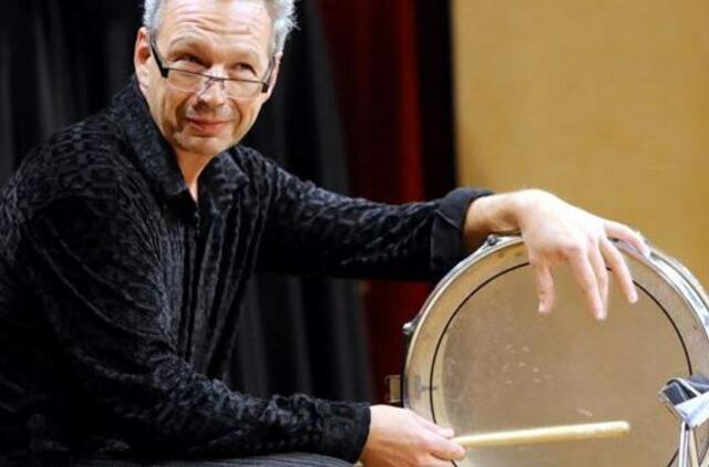 Klaipėdietiška Karmen istorijos interpretacija: orkestras balkone ir karštų jausmų šokis scenoje