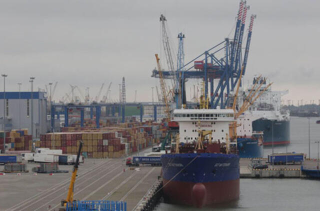 Trys uostai vienoje pievoje: konkurencija aštrės