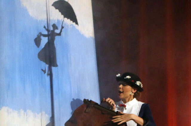 „Žaismingos muzikos orkestras“ vėl koncertuoja su Mere Popins