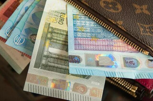 Alimentų gali reikalauti ir tėvai iš vaikų: reikia tik dviejų sąlygų