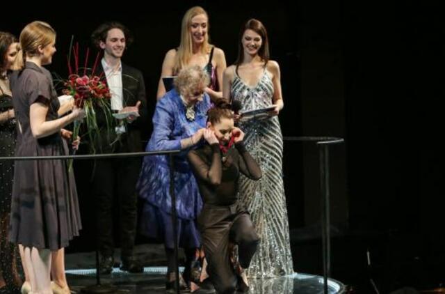 „Auksinio scenos kryžiaus“ šeimininkė Aušra Krasauskaitė - laiminga teatro ir scenos „auka“