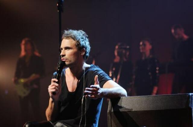 Mantas pristato  naują dainą  „Vienam pasaulyje“ ir stilingą jos vaizdo versiją