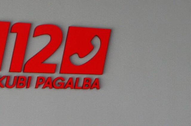 Užsidegė UAB “Philip Morris Lietuva” pastato stogas