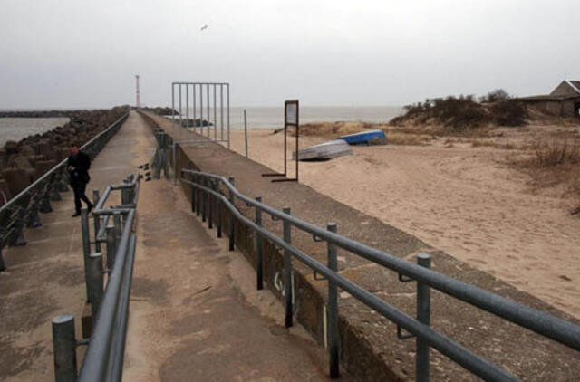 Baltijos jūroje vaikams maudymosi zonų nebus