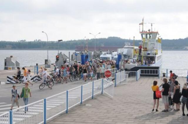 Bus keičiama nemokamo kėlimo į Neringą tvarka