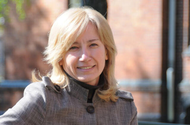 FiloCafé klausia: kaip žmogus tampa asmenybe?