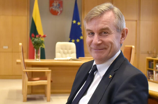 Viktoras Pranckietis mano, kad Saulius Skvernelis neatleis Broniaus Markausko