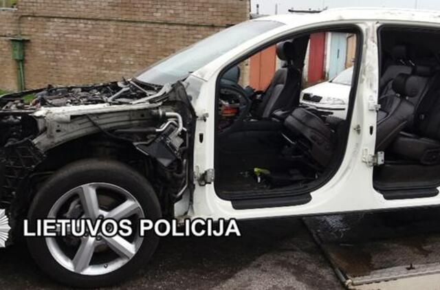 Baigti trys automobilių vagysčių tyrimai