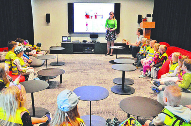 Mažiesiems smalsuoliams - ir pamokos, ir pramogos