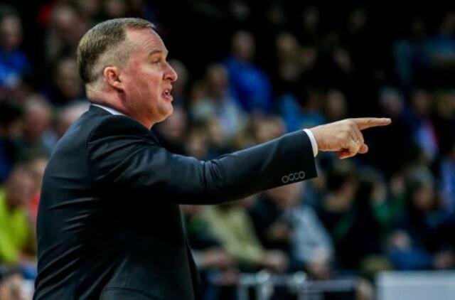 Po sprigto „Lietuvos rytui“ Kazys Maksvytis kuklinosi