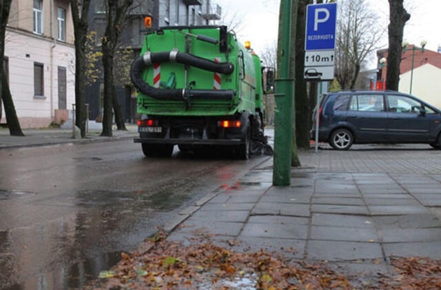 Viliasi išspręsti gatvių valymo problemą