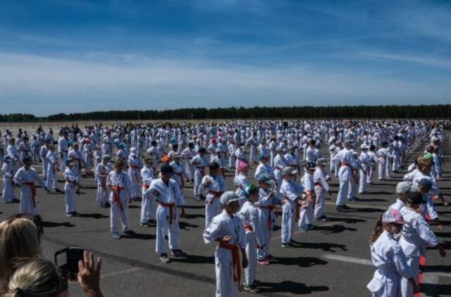 Ant Palangos oro uosto tako – kova dėl karatė diržo