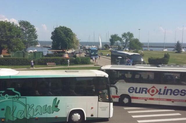 Autobusams 15 eurų brangs įvažiavimas į Neringą
